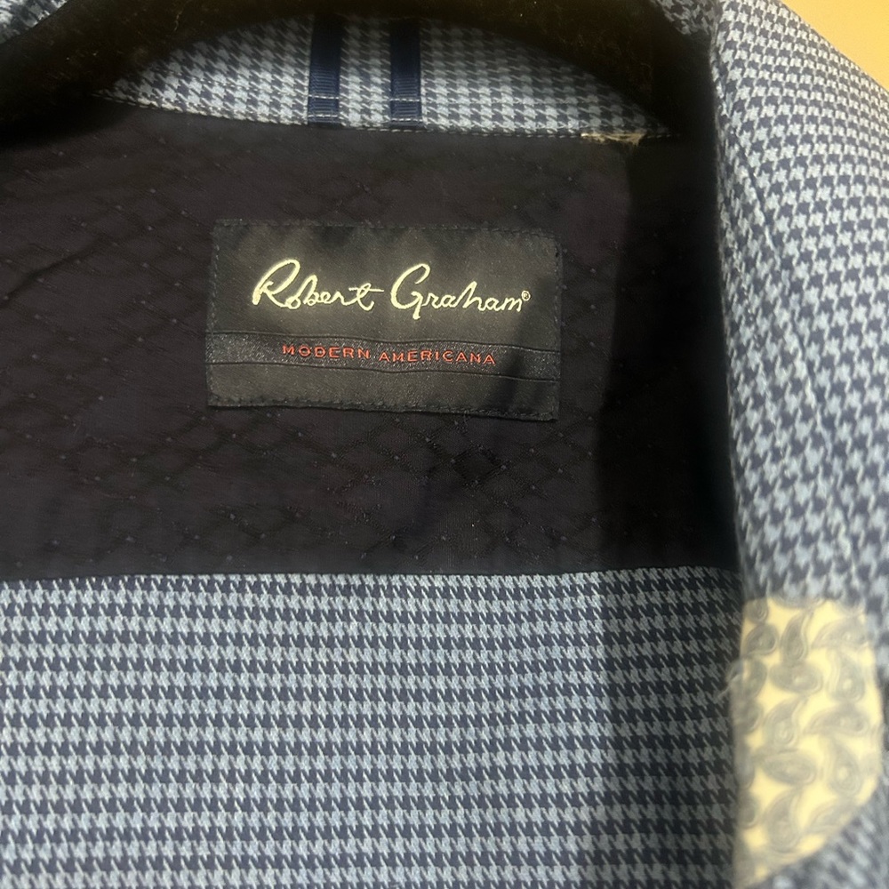 Robert Graham Button down - Picture 3 of 6